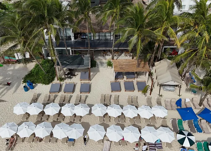 Lodge Areia - Front Playa del Carmen