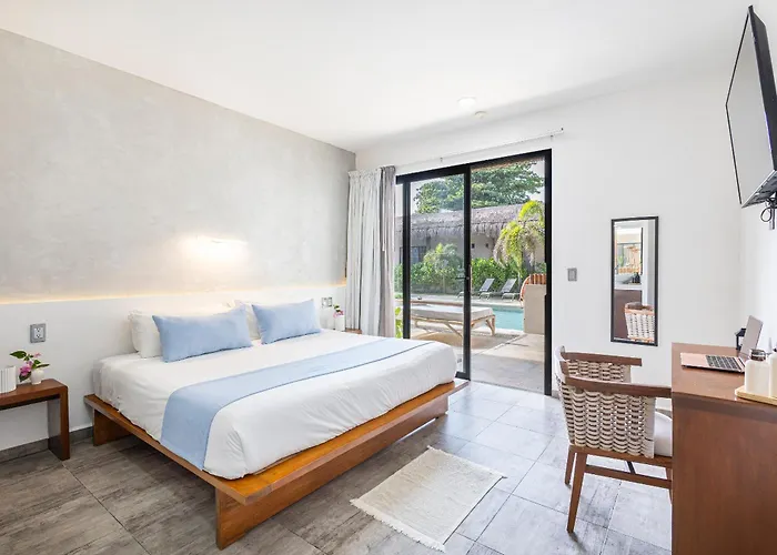 Areia - Front Lodge