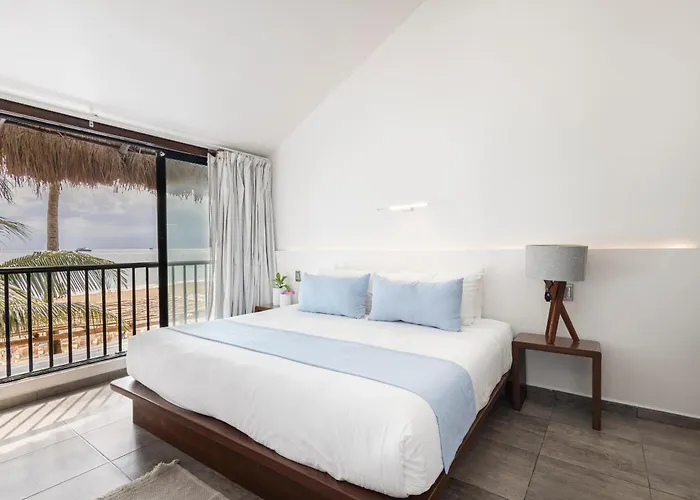 Areia - Front Lodge Playa del Carmen